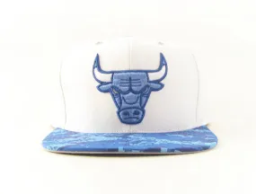 Chicago Bulls Mitchell&Ness Snapback Hats (AIR JORDAN XI 'COLUMBIA')