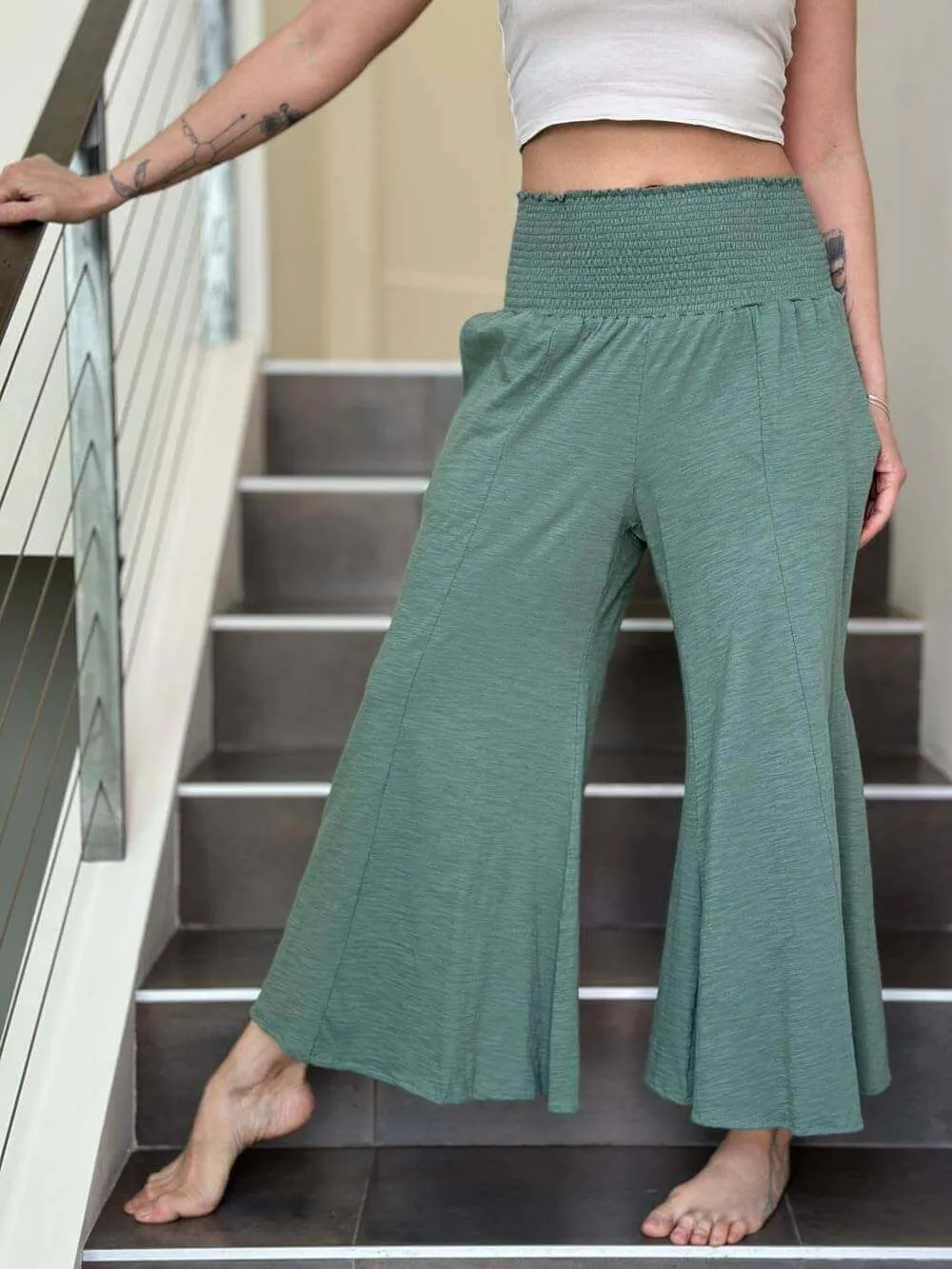 Cropped Pocket Flare Pant