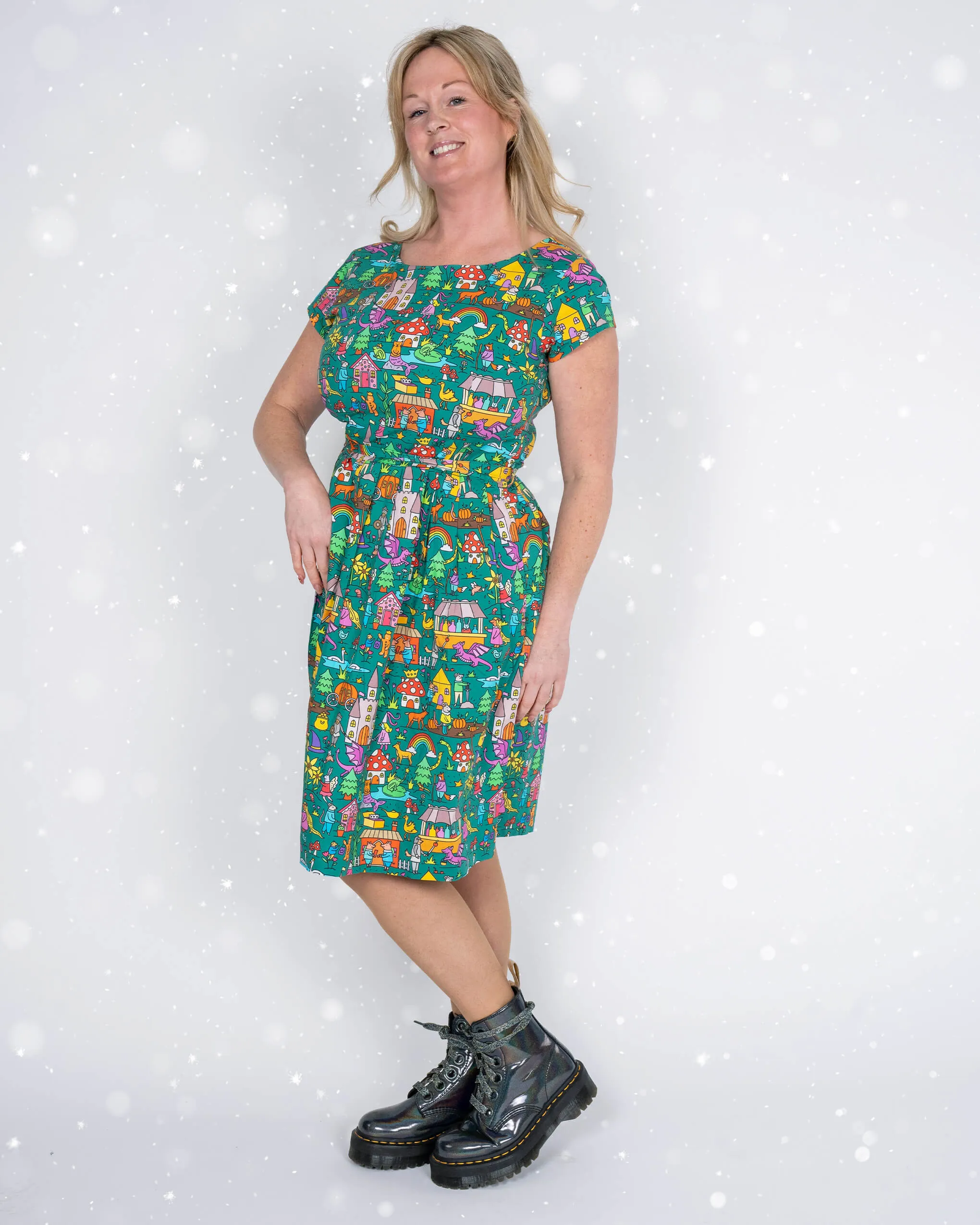 Festive: Fairytales and Pantomimes Stretch Belted Tea Dress with Pockets